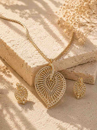 Aurra Leaf Pendant Set