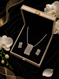 Velora Pendant Set