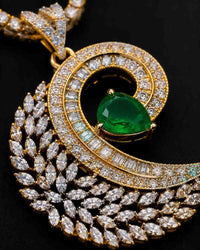 Esmera Pendant Set