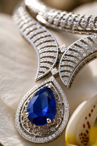 Saphira Necklace Set