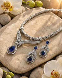 Saphira Necklace Set