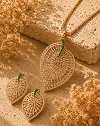 Aurra Leaf Pendant Set