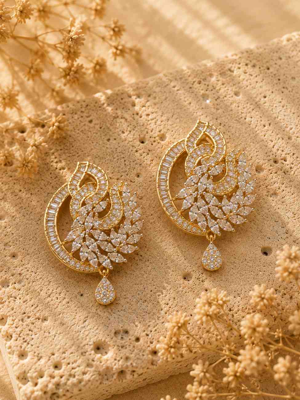 Aurelia Feather Pendant Set