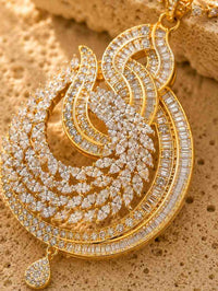 Aurelia Feather Pendant Set