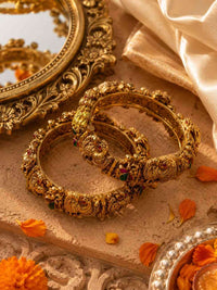 Rajsi Peacock Kada Set