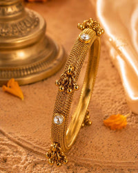 Suhani Grace Bangle Set