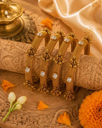 Suhani Grace Bangle Set