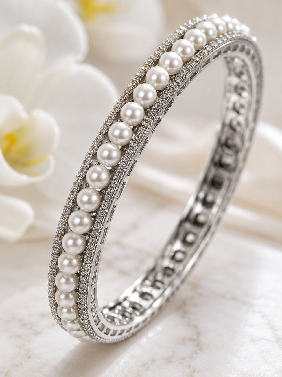 Pearl Radiance Bangle Pair