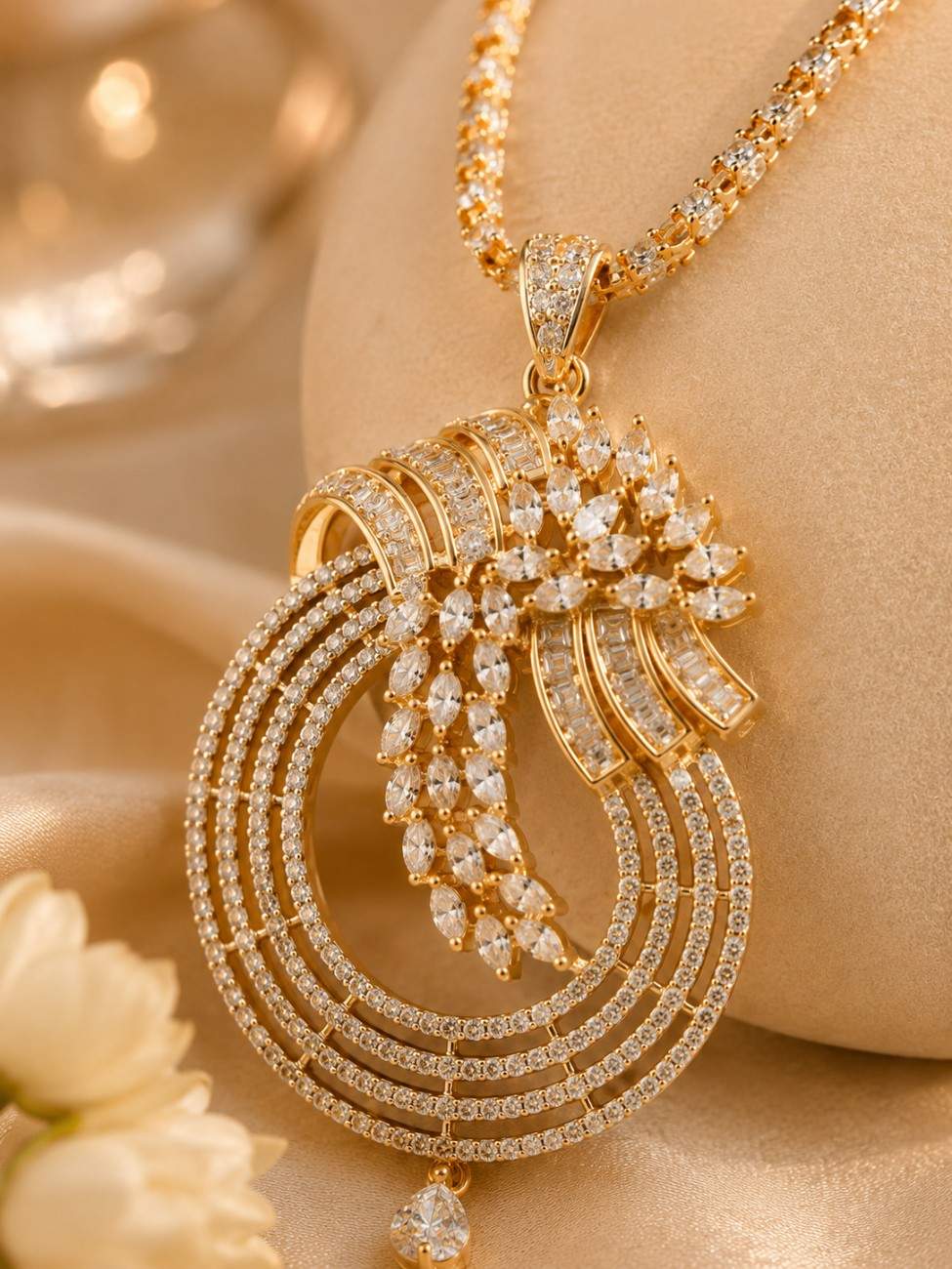 Aurelia Radiance Pendant Set