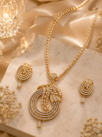 Aurelia Radiance Pendant Set