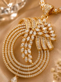 Aurelia Radiance Pendant Set